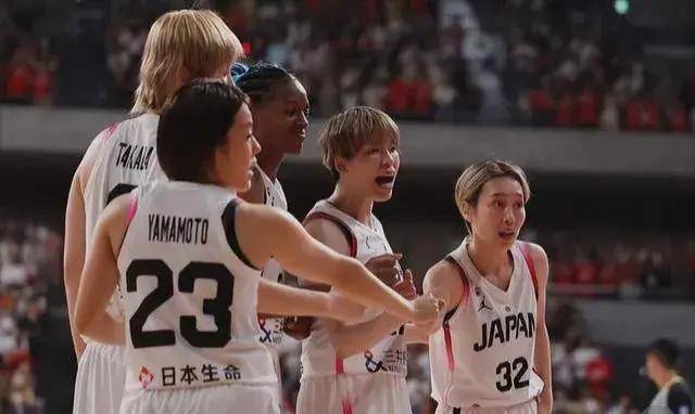 包含东京奥运会：澳大利亚女篮逆转击败美国晋级的词条