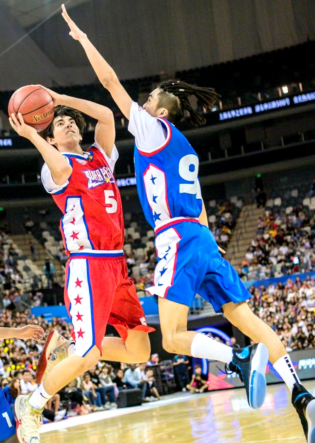 关于教练组合推出新战术，带领球队扭转局面的信息