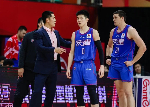 天津男篮经验不足,需注重磨砺心态和团队合作 天津男篮经验不足,需注重磨砺心态和团队合作