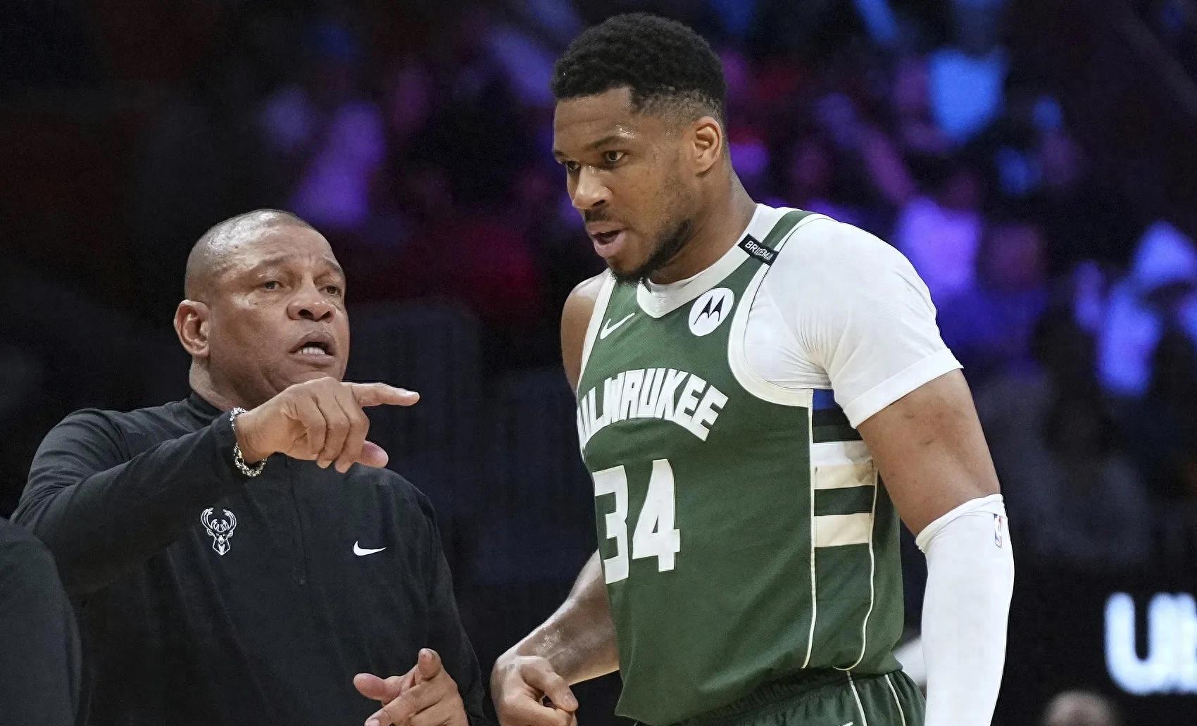 雄鹿大胜开拓者，字母哥全面发力助球队夺胜的简单介绍