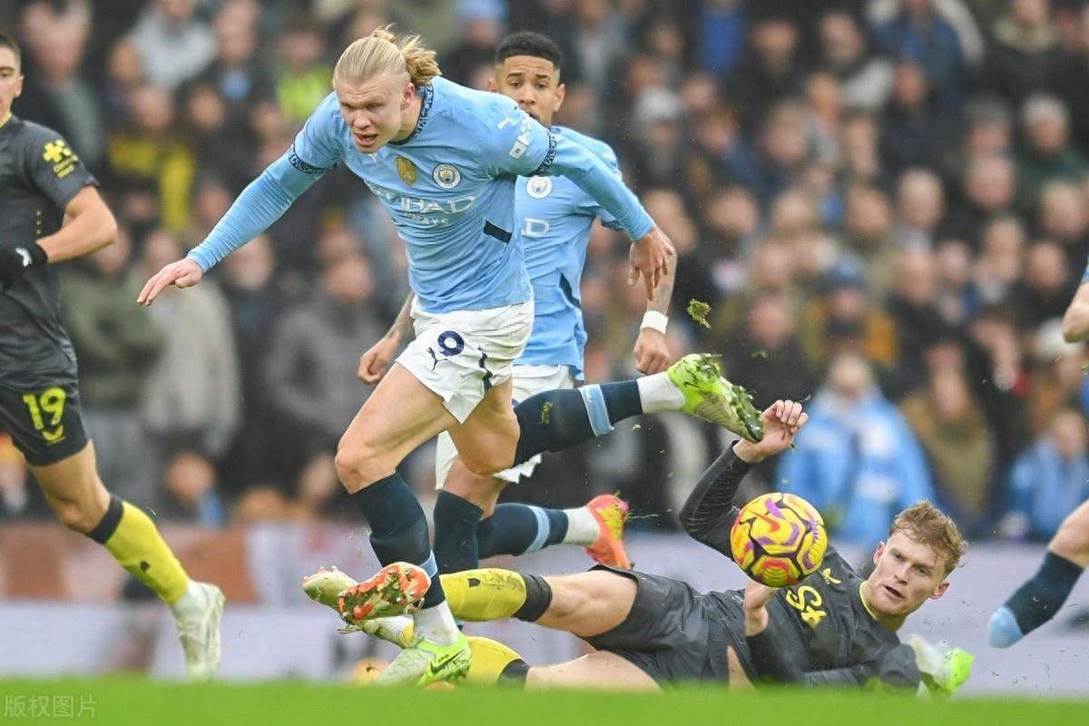 九游体育app-关于曼城主场战胜莱切斯特城，连胜止住的信息