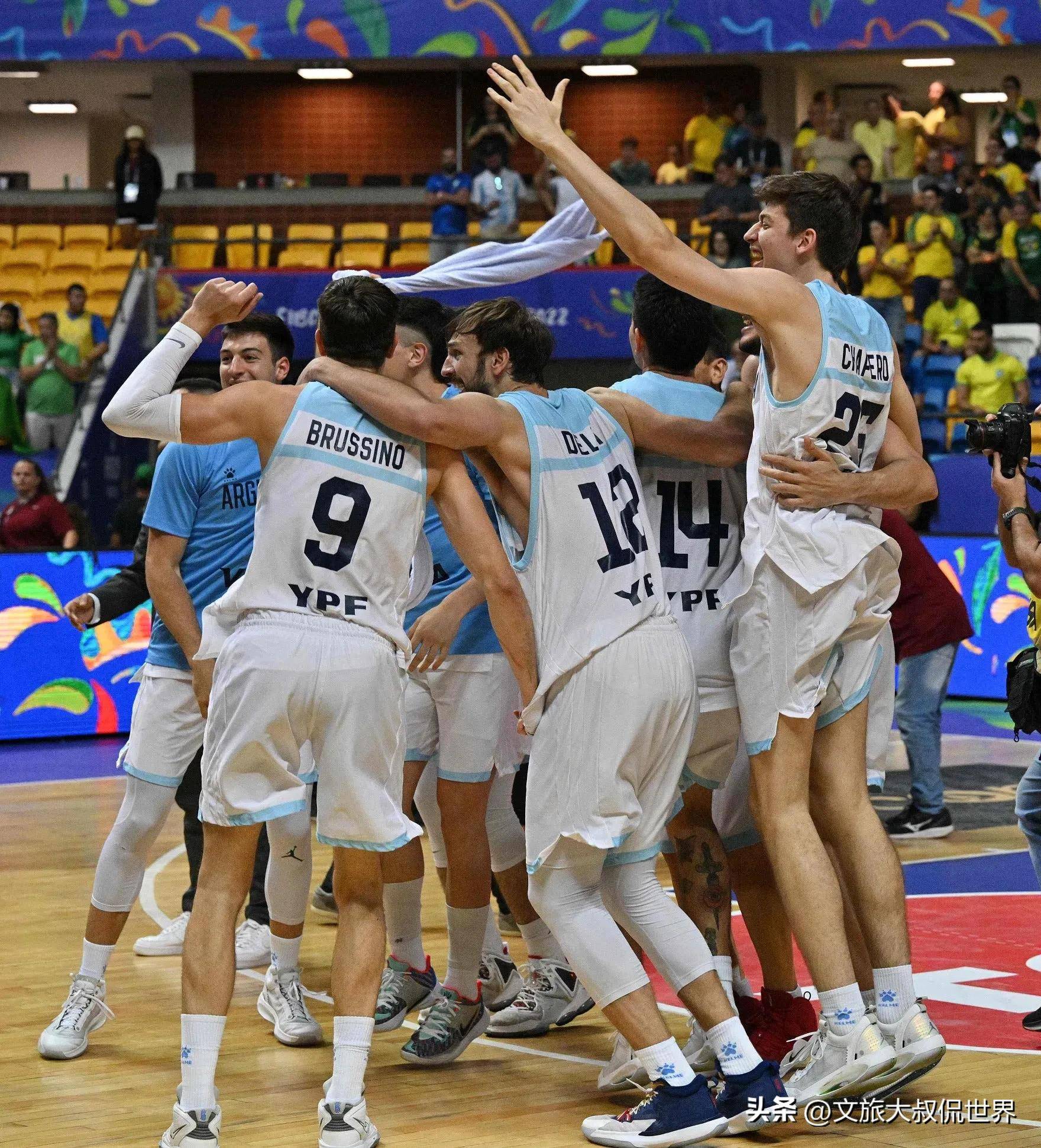 青年篮球赛事中美对决，美国取胜